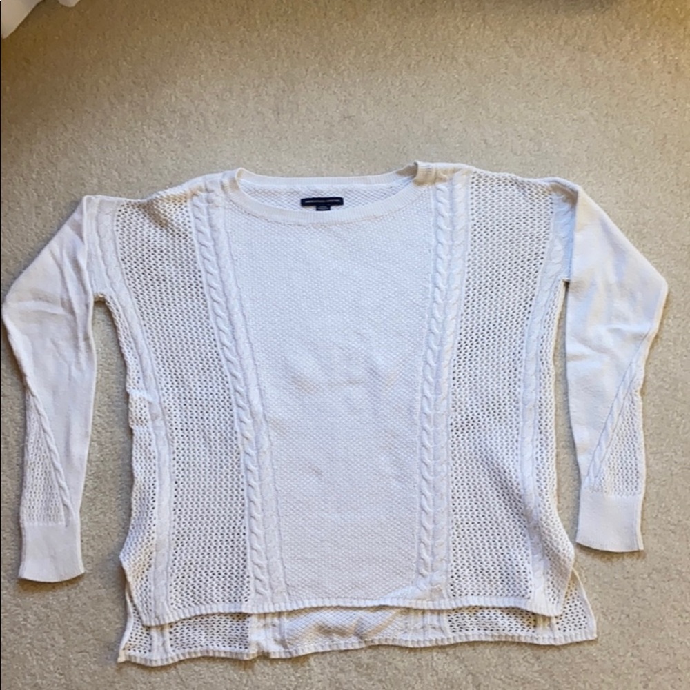 White knit crew neck sweater American Eagle